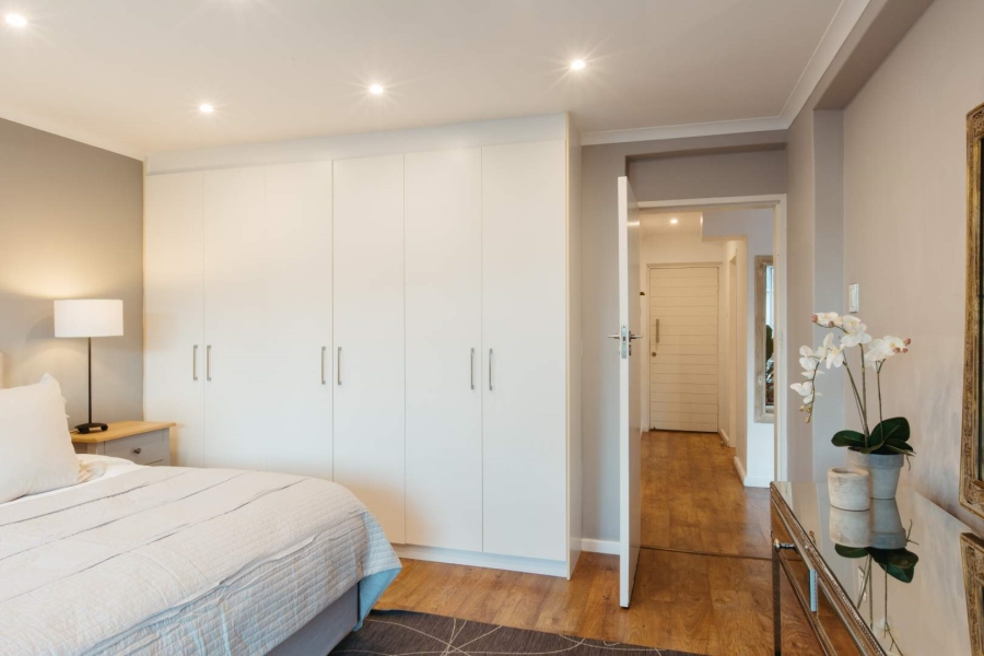 2 Bedroom Property for Sale in Green Point Western Cape